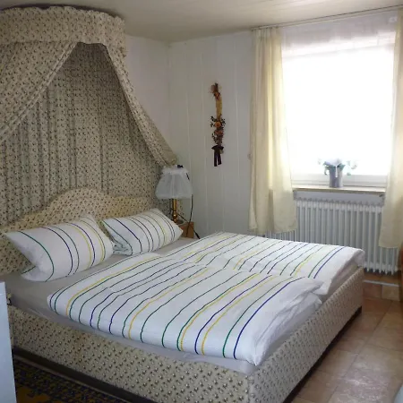 - Am Buchberg 3*